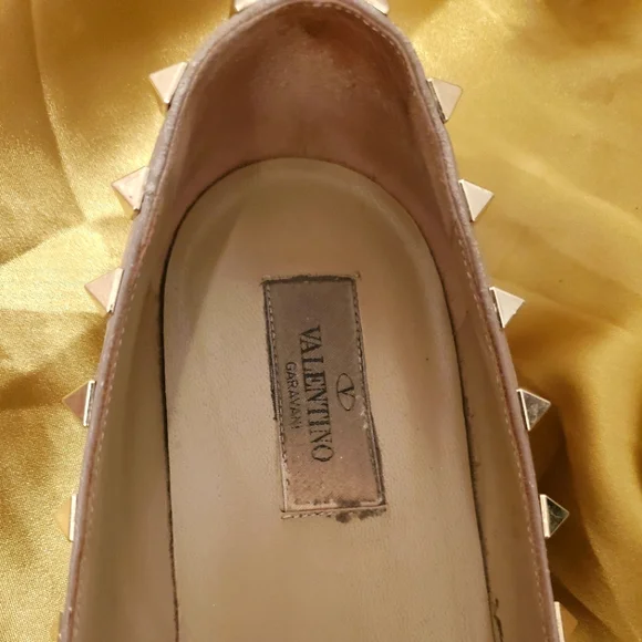 Valentino | Nude Rock Stud Ballerina Flats w Pointy Toe Patent Leather - 8.5 - Picture 8 of 15